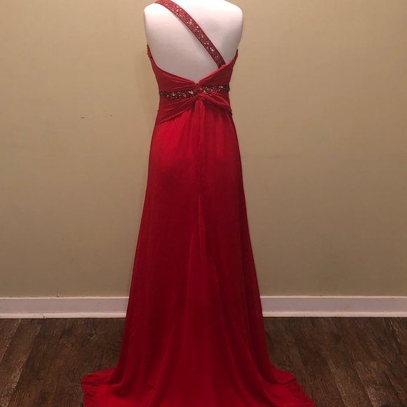 Rush by RT Formals Red Dress Size 8 - Picture 4 of 4